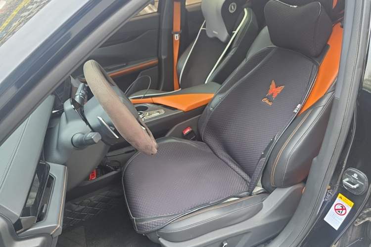 Used CHANGAN UNI-V 2022 1.5T Smart Navigation Version Left Front Seat