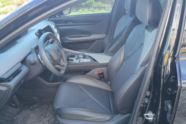 Used CHANGAN UNI-V 2022 1.5T Prestige Version Left Front Seat