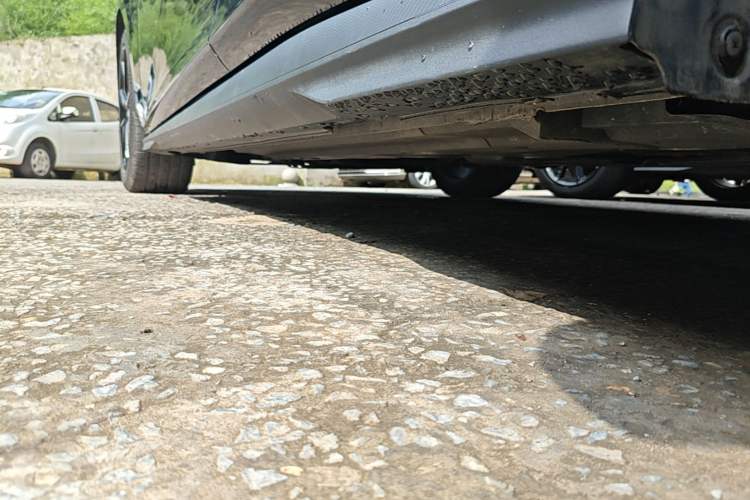 Used CHANGAN UNI-V 2022 1.5T Prestige Version Left Side Sill