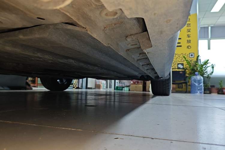Used CHANGAN UNI-V 2022 1.5T Prestige Version Left Side Sill