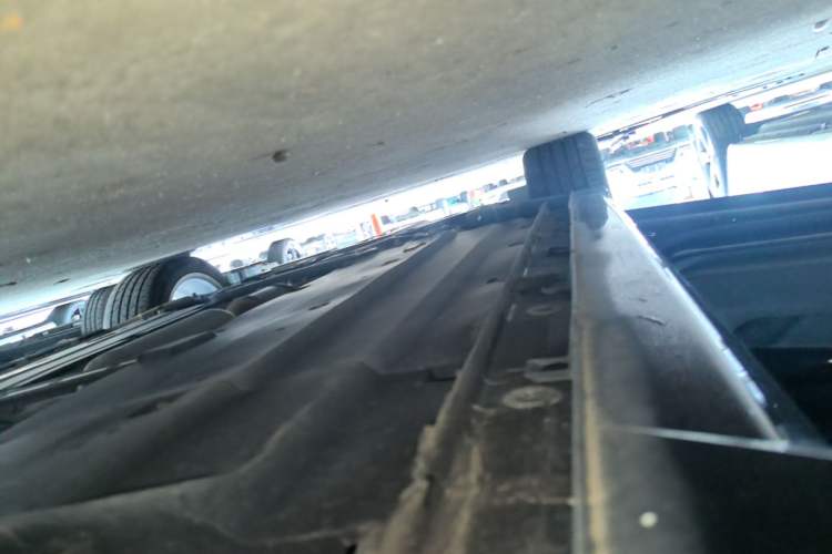 Used CHANGAN UNI-V 2022 2.0T Leading-Speed Edition Left Side Sill