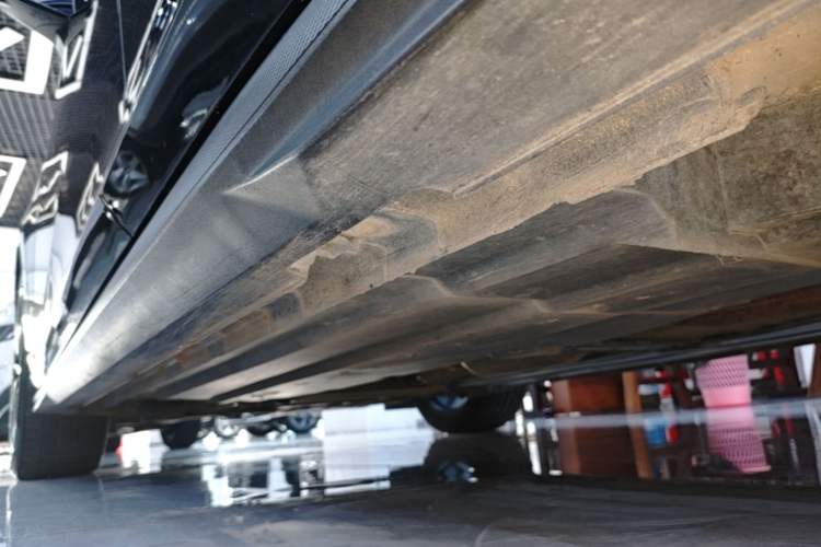 Used CHANGAN UNI-V 2022 1.5T Prestige Version Left Side Sill