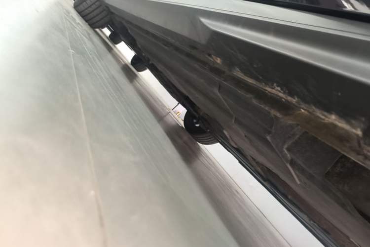 Used CHANGAN UNI-V 2022 1.5T Prestige Version Left Side Sill