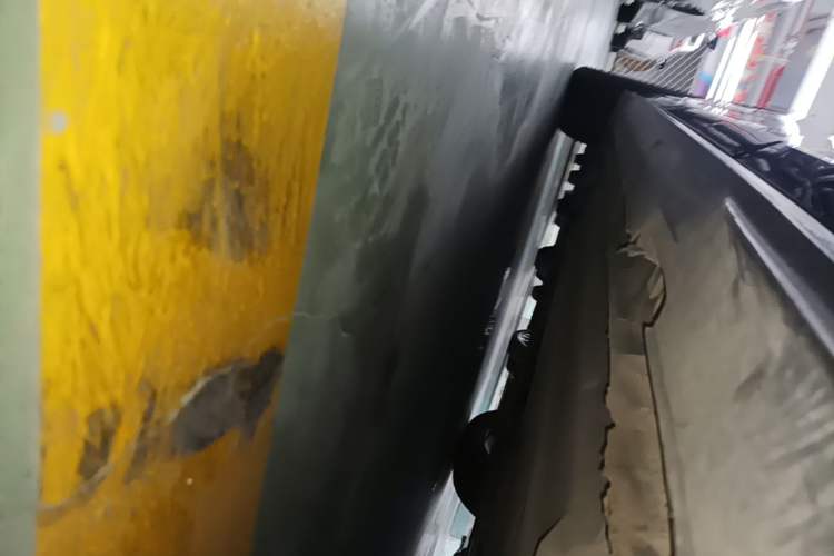 Used CHANGAN UNI-V 2022 1.5T Prestige Version Left Side Sill