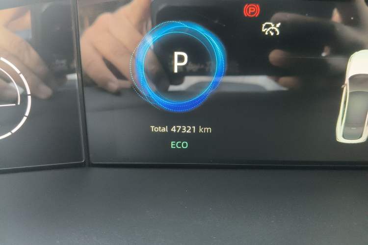 Used CHANGAN UNI-V 2022 1.5T Smart Navigation Version Odometer Close Up