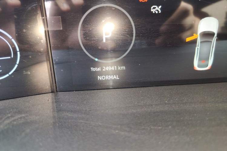 Used CHANGAN UNI-V 2022 1.5T Prestige Version Odometer Close Up