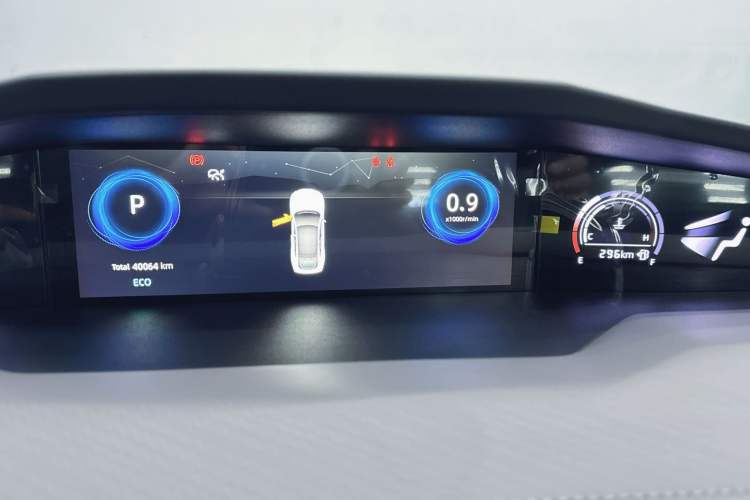 Used CHANGAN UNI-V 2022 1.5T Prestige Version Odometer Close Up