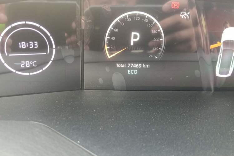 Used CHANGAN UNI-V 2022 1.5T Prestige Version Odometer Close Up