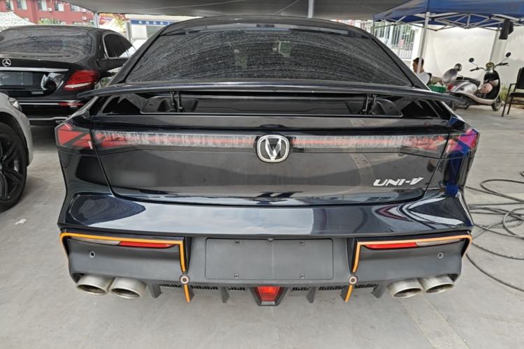 Used CHANGAN UNI-V 2022 1.5T Sport Edition Rear