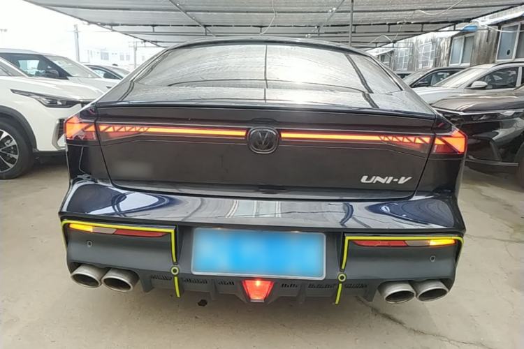 Used CHANGAN UNI-V 2022 1.5T Sport Edition Rear
