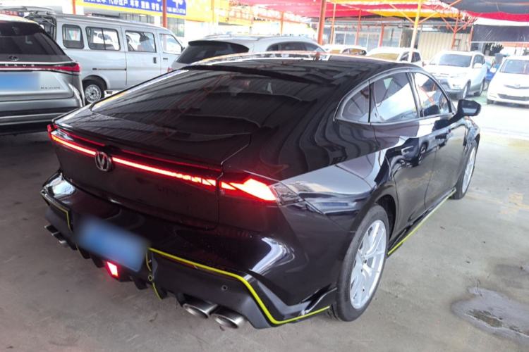 Used CHANGAN UNI-V 2022 2.0T Leading-Speed Edition Rear Right 45 Deg