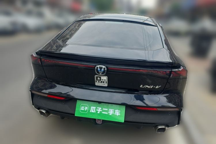 Used CHANGAN UNI-V 2022 1.5T Smart Navigation Version Rear