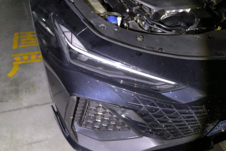 Used CHANGAN UNI-V 2022 2.0T Leading-Speed Edition