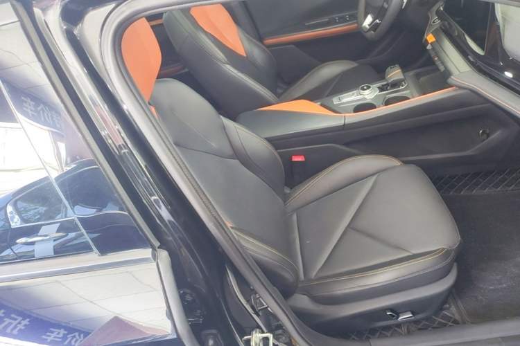 Used CHANGAN UNI-V 2022 1.5T Prestige Version Right Front Seat