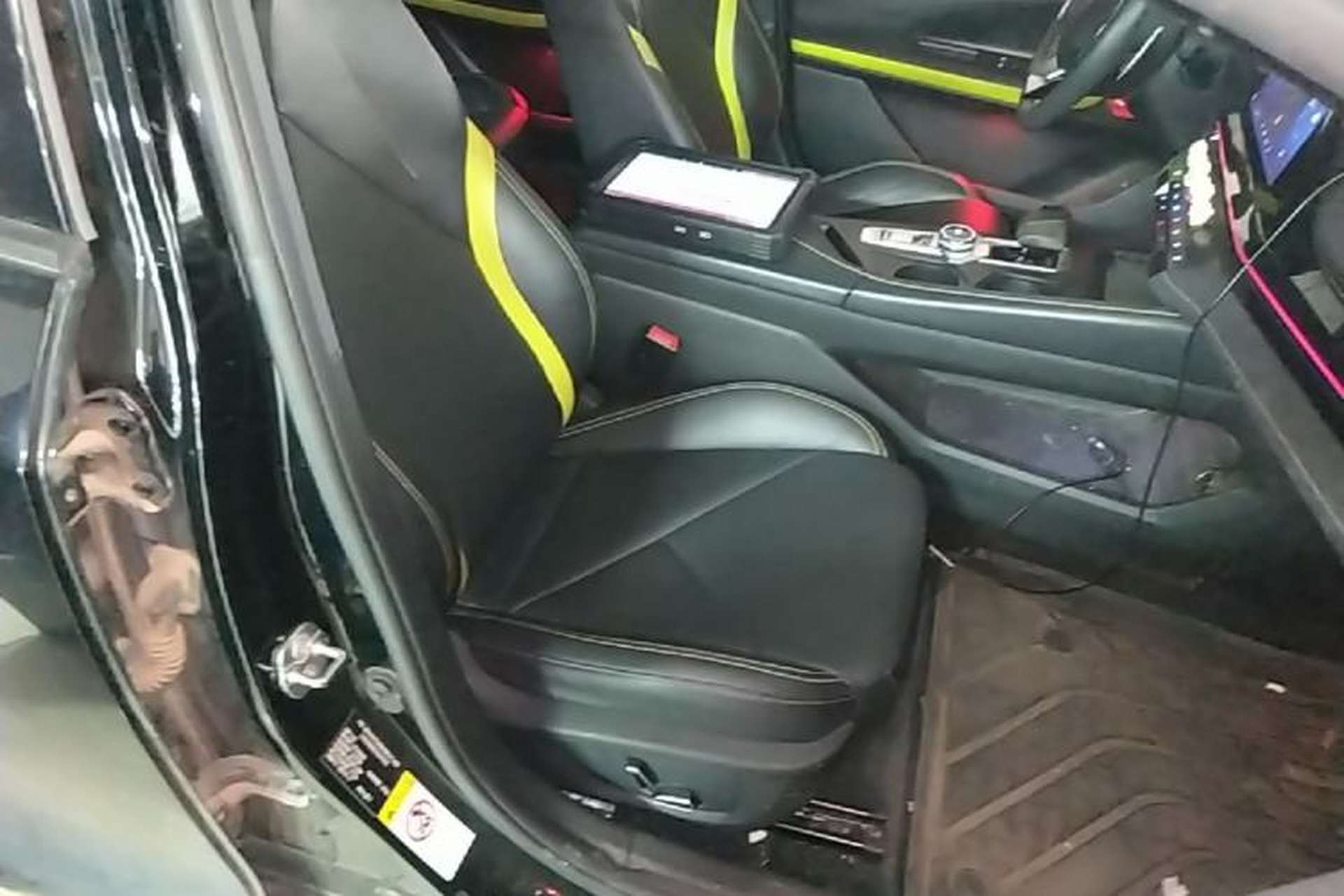 Used CHANGAN UNI-V 2022 1.5T Sport Edition Right Front Seat
