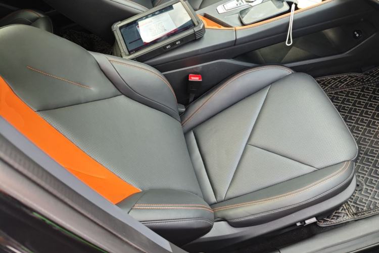 Used CHANGAN UNI-V 2022 1.5T Prestige Version Right Front Seat