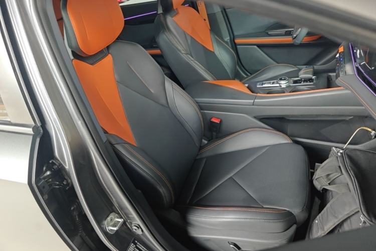 Used CHANGAN UNI-V 2022 1.5T Prestige Version Right Front Seat