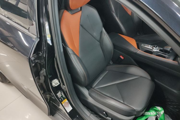 Used CHANGAN UNI-V 2022 1.5T Prestige Version Right Front Seat