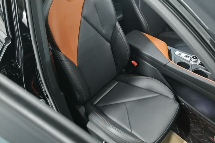 Used CHANGAN UNI-V 2022 1.5T Prestige Version Right Front Seat