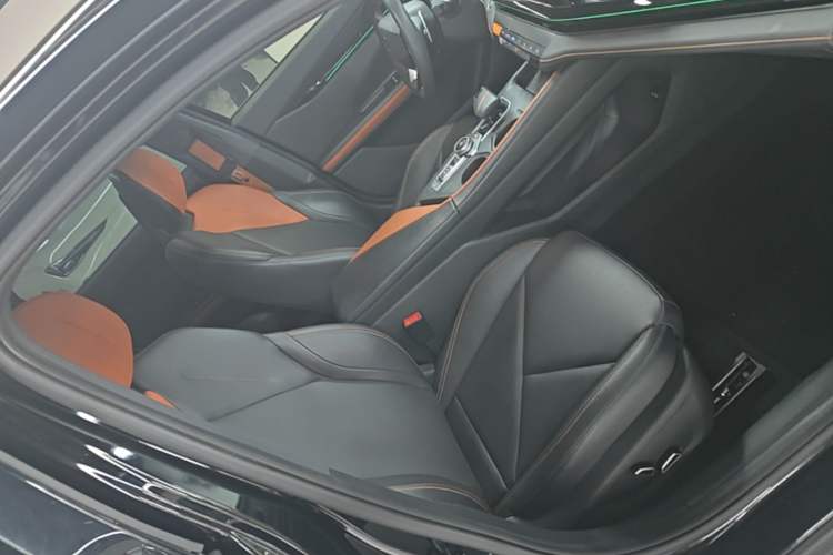 Used CHANGAN UNI-V 2022 1.5T Prestige Version Right Front Seat