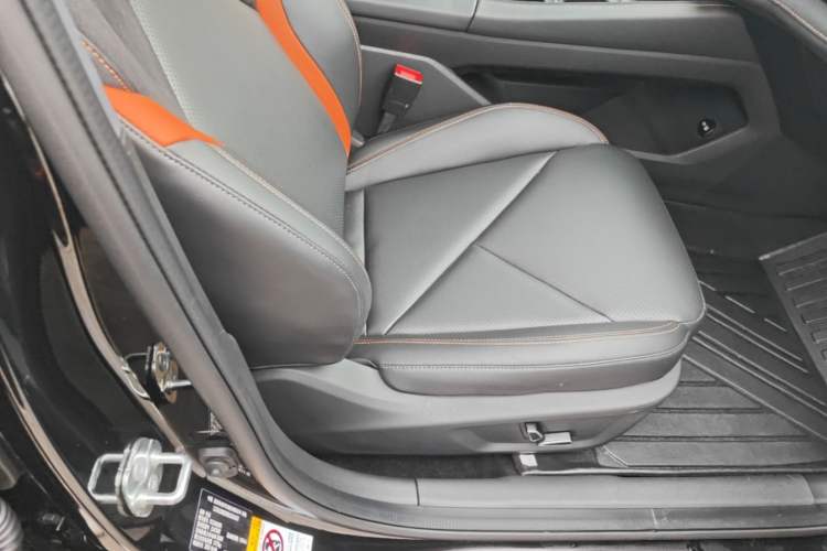 Used CHANGAN UNI-V 2022 1.5T Sport Edition Right Front Seat
