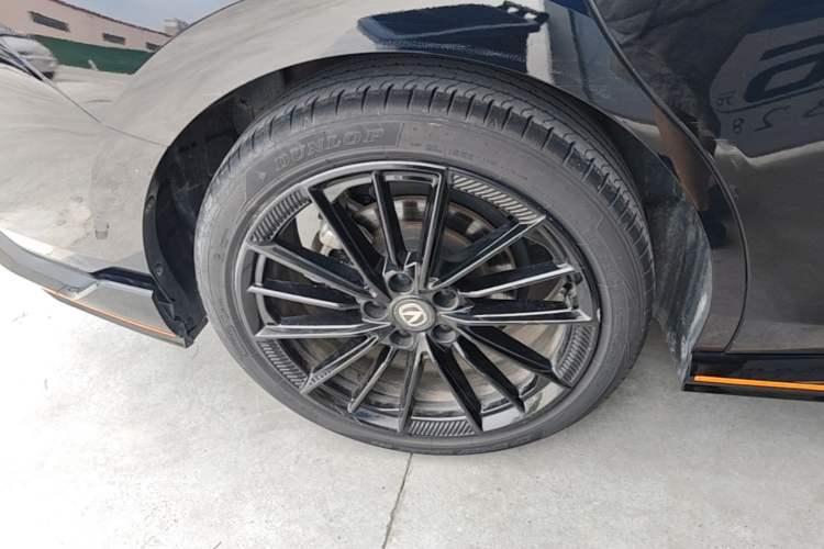 Used CHANGAN UNI-V 2022 2.0T Sporty Version Right Rear Wheel Hub