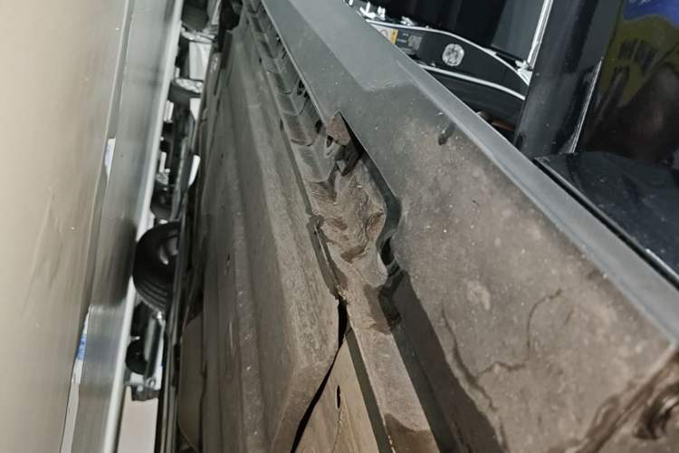 Used CHANGAN UNI-V 2022 1.5T Prestige Version Right Side Sill