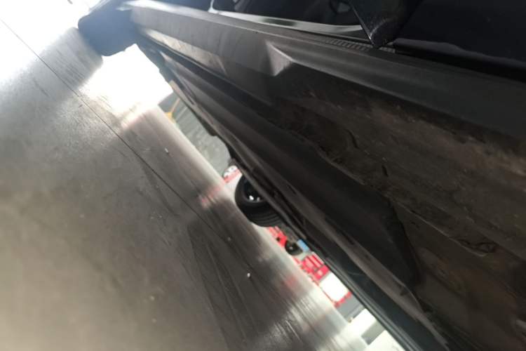 Used CHANGAN UNI-V 2022 1.5T Prestige Version Right Side Sill