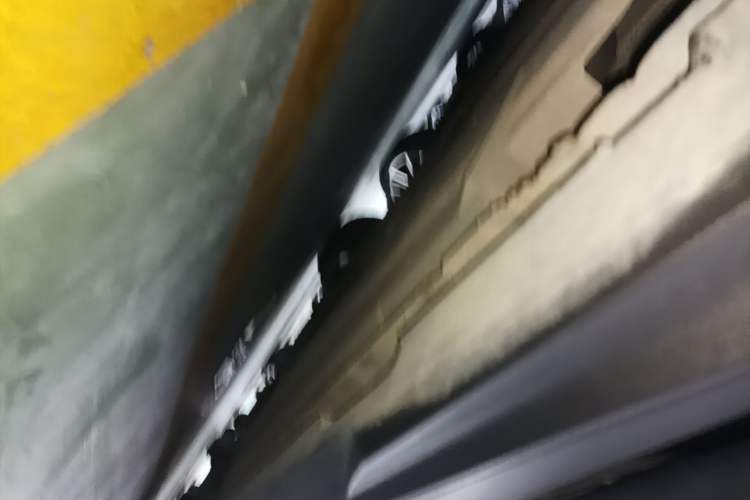 Used CHANGAN UNI-V 2022 1.5T Prestige Version Right Side Sill