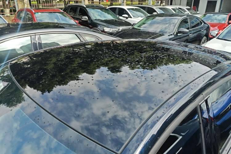 Used CHANGAN UNI-V 2022 1.5T Prestige Version Roof