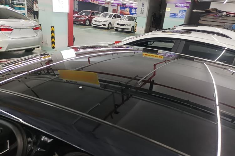 Used CHANGAN UNI-V 2022 1.5T Prestige Version Roof