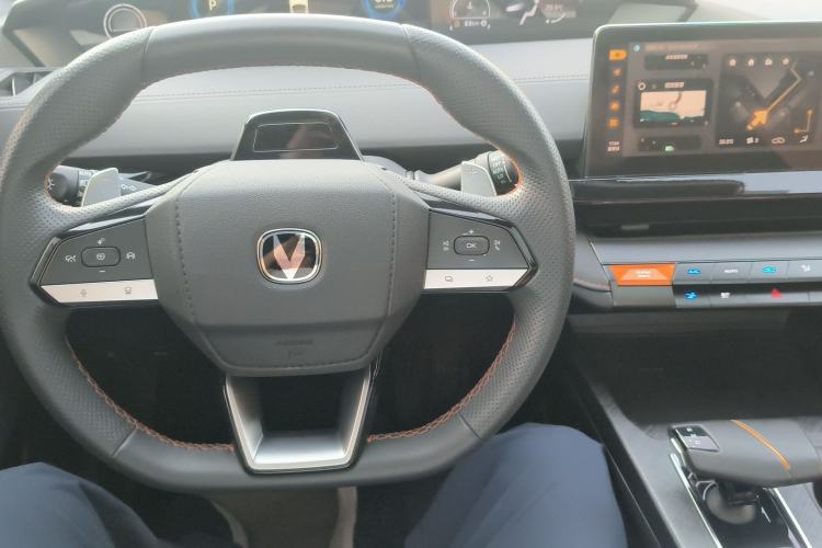 Used CHANGAN UNI-V 2022 1.5T Smart Navigation Version Steering Wheel
