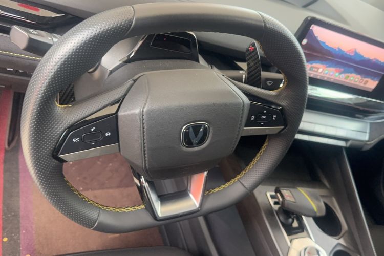 Used CHANGAN UNI-V 2022 1.5T Sport Edition Steering Wheel