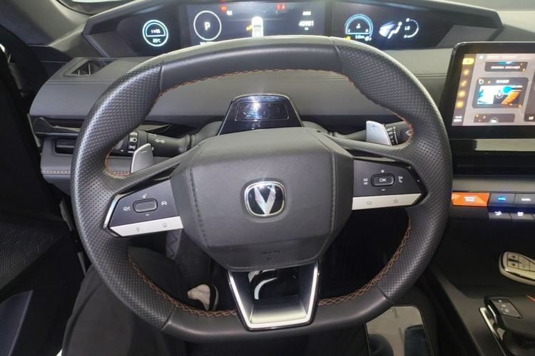 Used CHANGAN UNI-V 2022 1.5T Prestige Version Steering Wheel