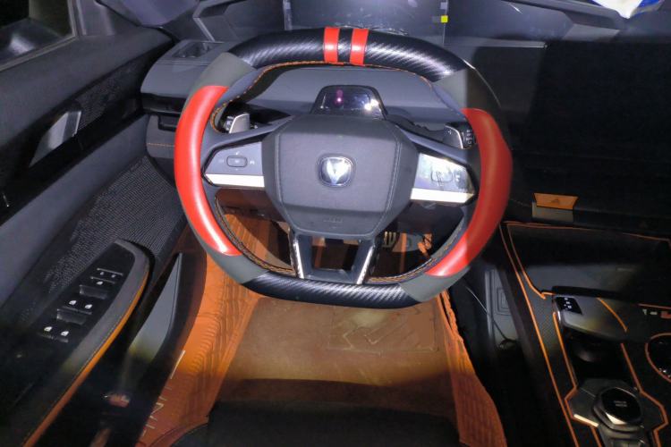 Used CHANGAN UNI-V 2022 2.0T Leading-Speed Edition