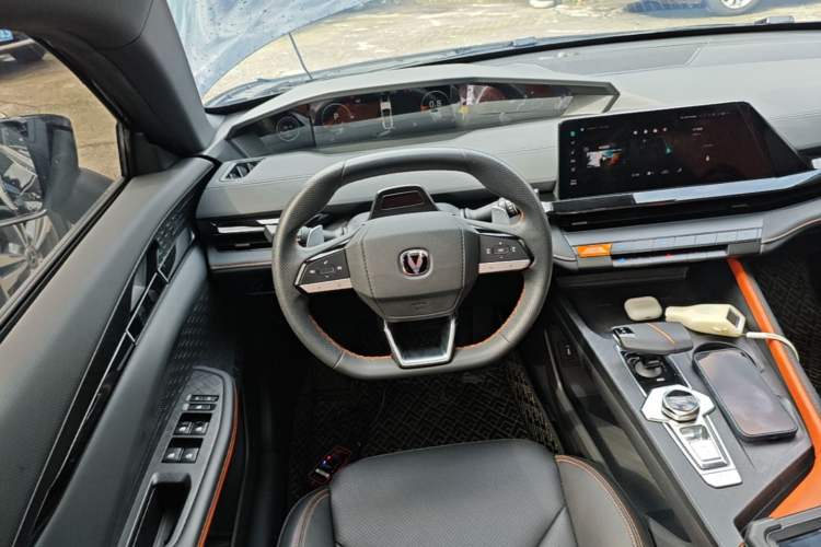 Used CHANGAN UNI-V 2022 1.5T Prestige Version Steering Wheel