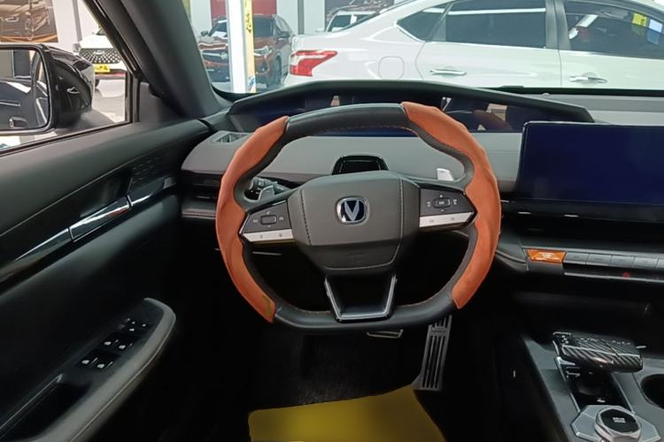 Used CHANGAN UNI-V 2022 1.5T Prestige Version Steering Wheel