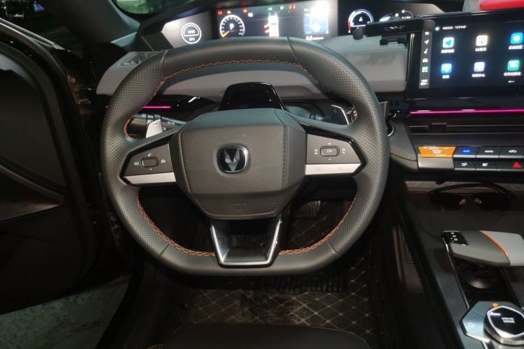Used CHANGAN UNI-V 2022 1.5T Prestige Version Steering Wheel