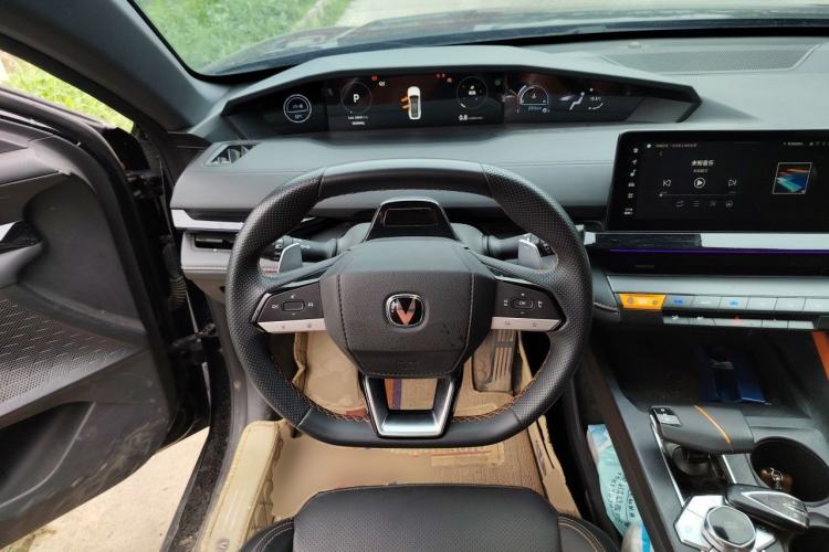 Used CHANGAN UNI-V 2022 1.5T Prestige Version Steering Wheel