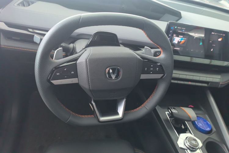 Used CHANGAN UNI-V 2022 1.5T Prestige Version Steering Wheel