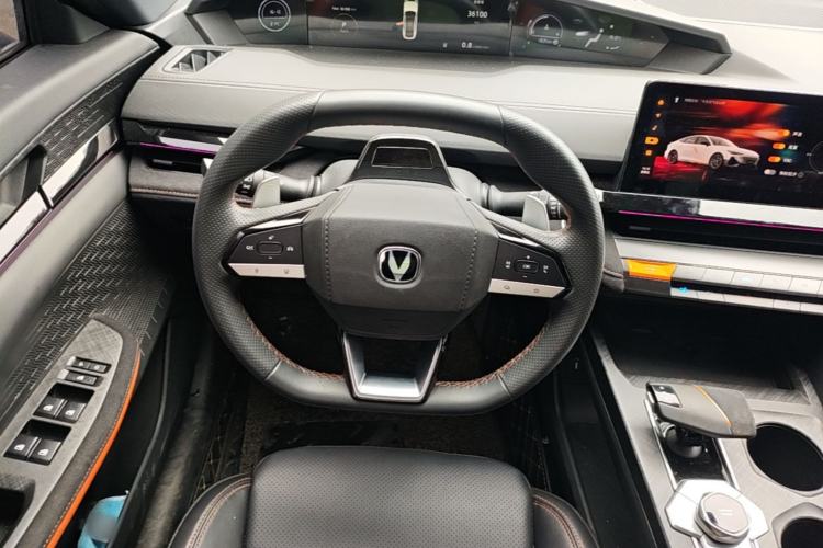 Used CHANGAN UNI-V 2022 1.5T Sport Edition Steering Wheel