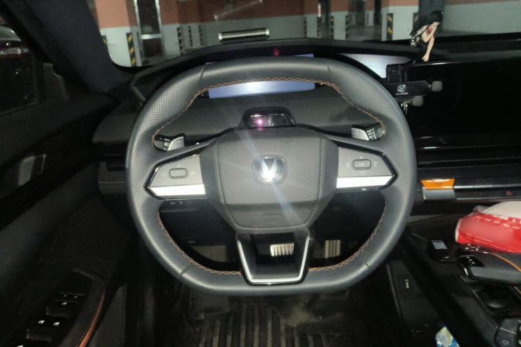 Used CHANGAN UNI-V 2022 1.5T Sport Edition Steering Wheel