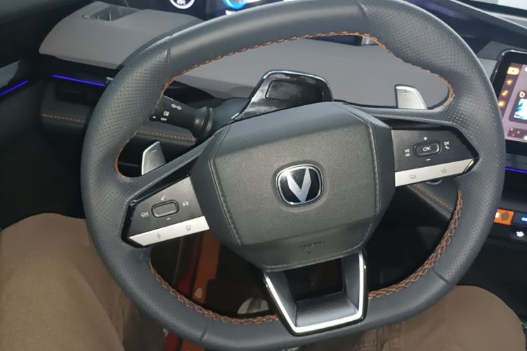 Used CHANGAN UNI-V 2022 1.5T Prestige Version Steering Wheel