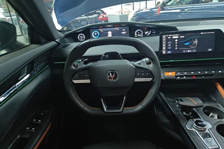 Used CHANGAN UNI-V 2022 1.5T Prestige Version Steering Wheel