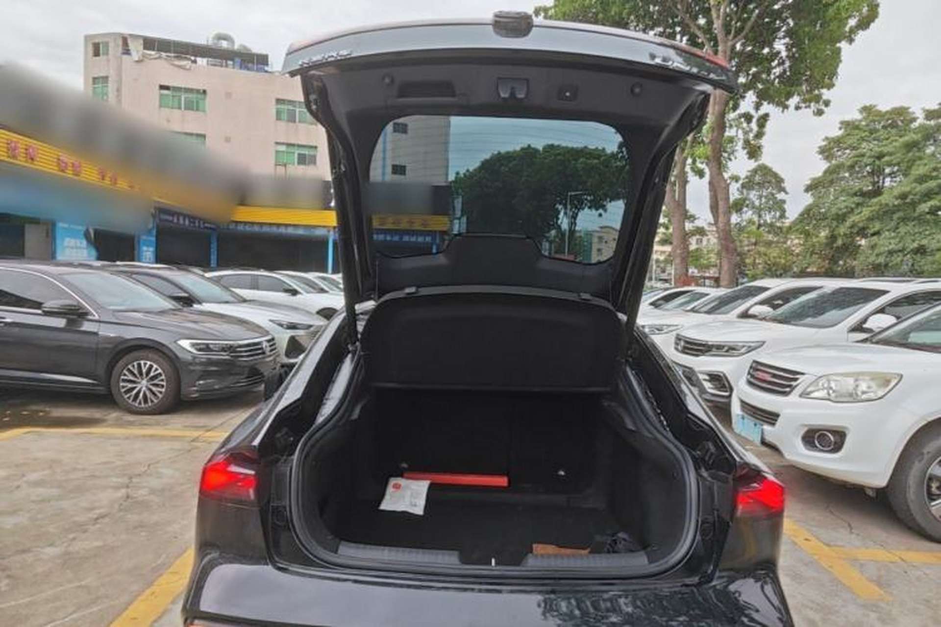 Used CHANGAN UNI-V 2022 1.5T Sport Edition Trunk