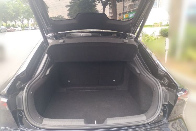 Used CHANGAN UNI-V 2022 1.5T Excellence Model Trunk