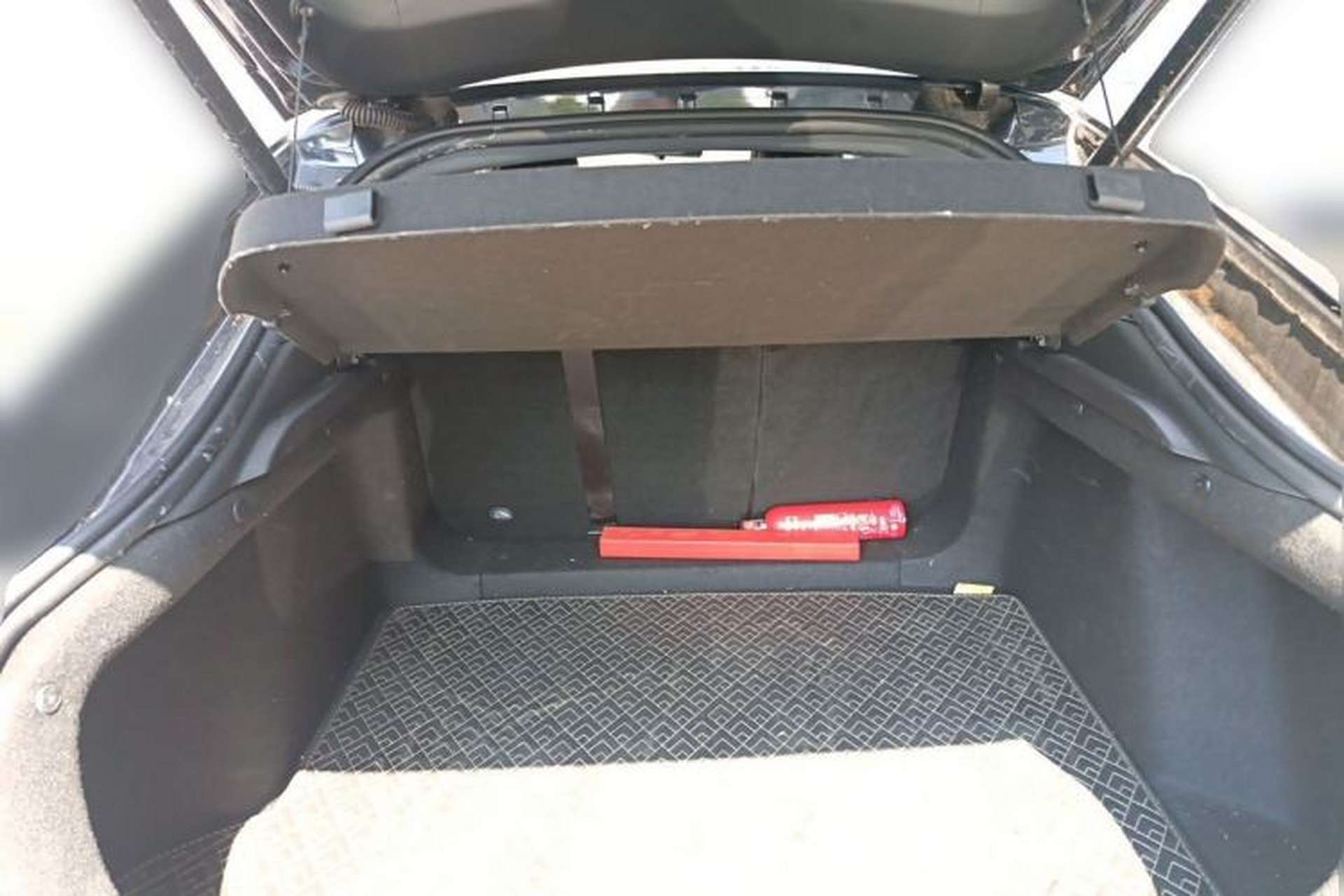 Used CHANGAN UNI-V 2022 1.5T Prestige Version Trunk