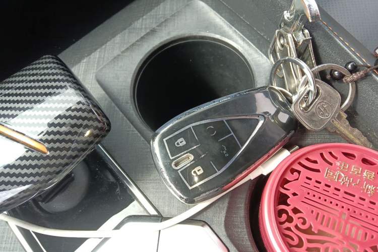Used CHANGAN UNI-V 2022 1.5T Sport Edition Vehicle Key