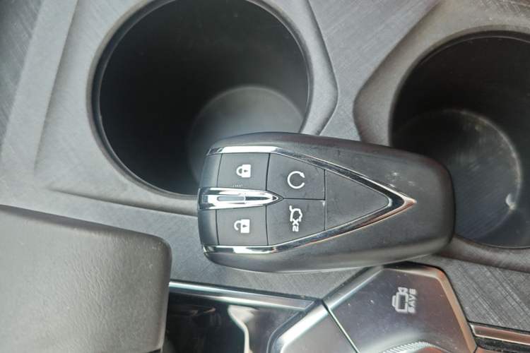 Used CHANGAN UNI-V 2022 1.5T Prestige Version Vehicle Key