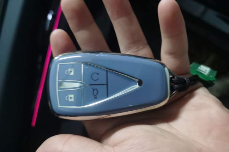Used CHANGAN UNI-V 2022 1.5T Prestige Version Vehicle Key